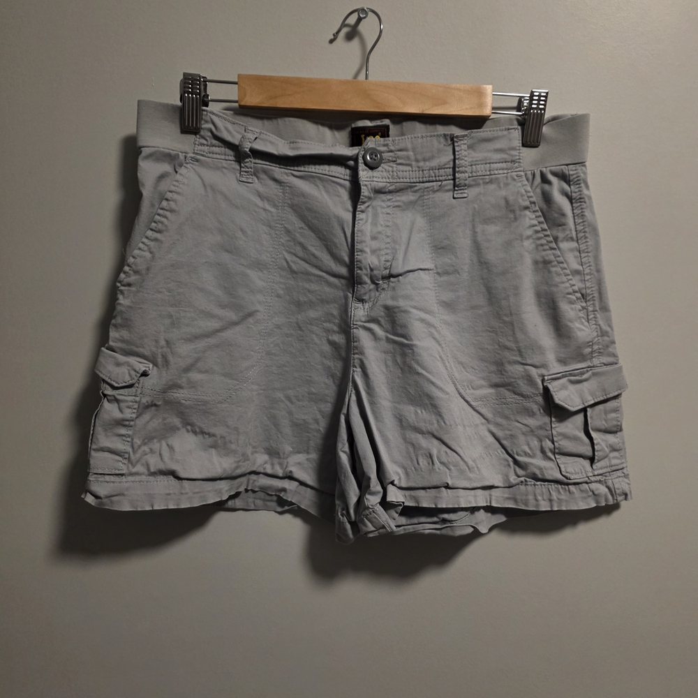 Lee Light Gray Cargo Shorts